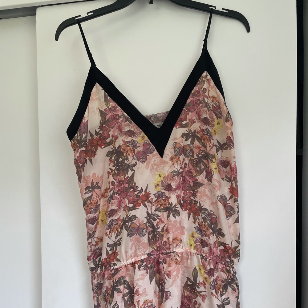Romper - Picture 2 of 4